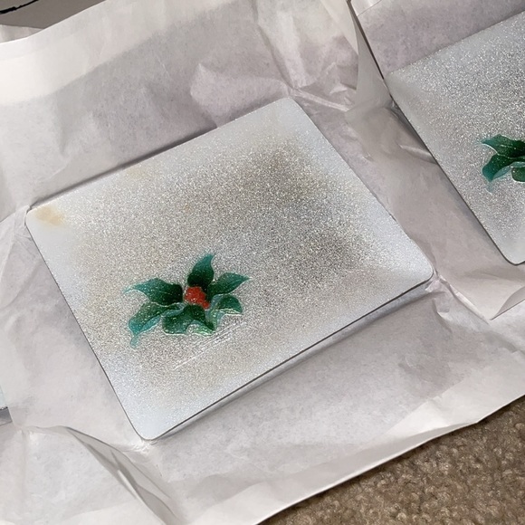 Vintage Japanese Cloisonne Serving Plate set of 3 - Holly Design - Picture 2 of 4